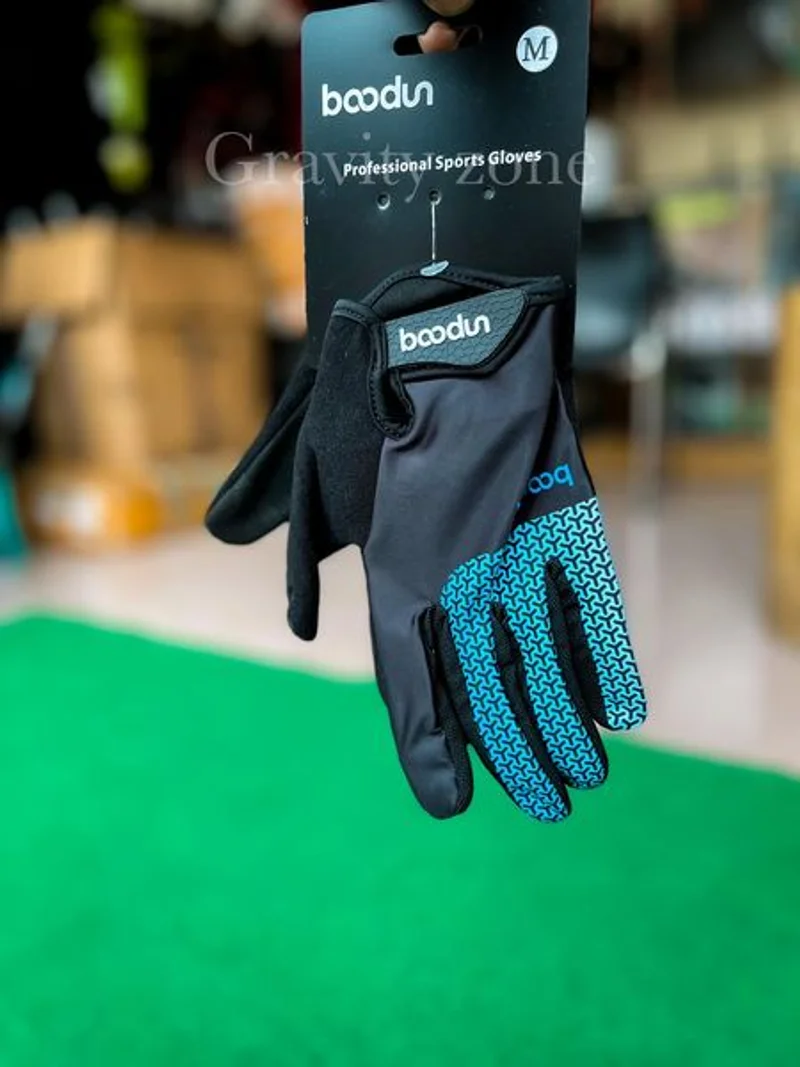 Full finger Gloves collection | bicycle accessories at Gravity Zone