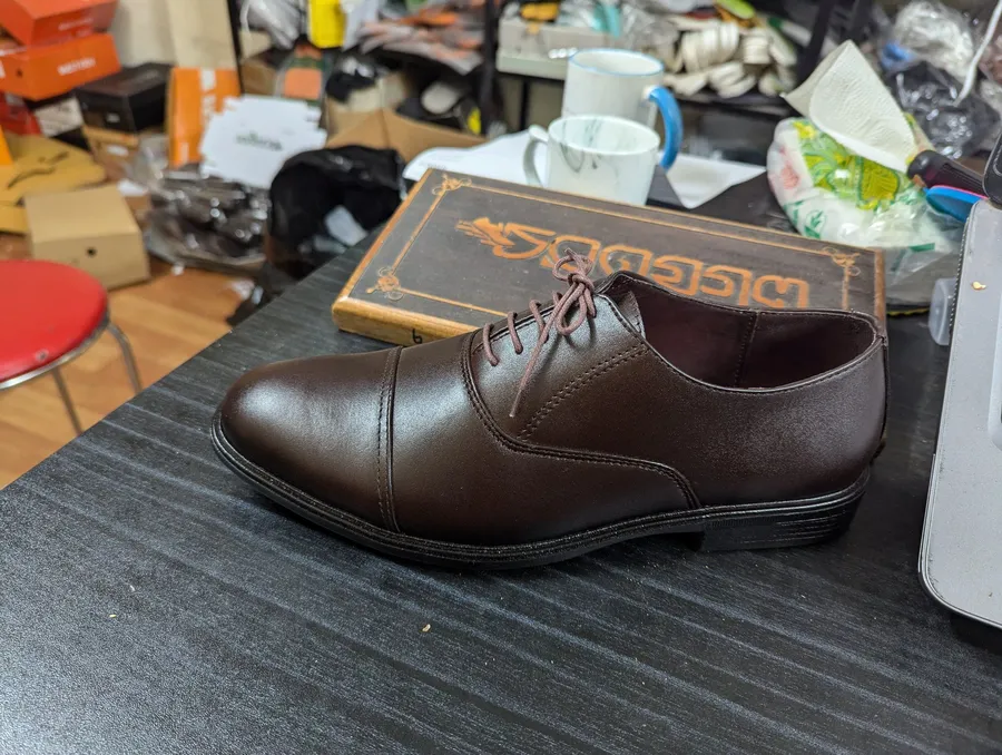 100% Leather oxford shoes for men at চরণযুগল ChoronJugol