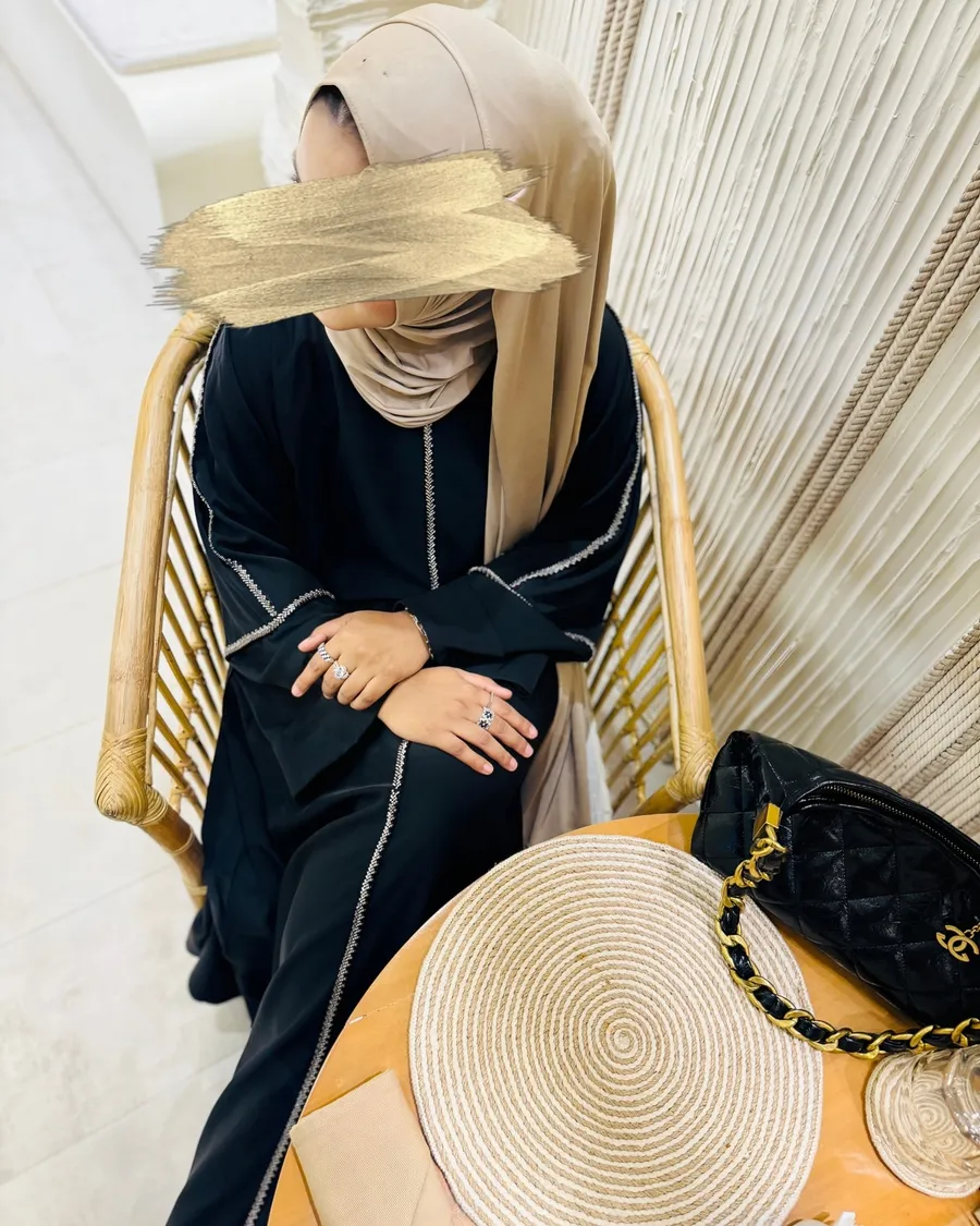 50% discount on abaya at Mariam's Treasures