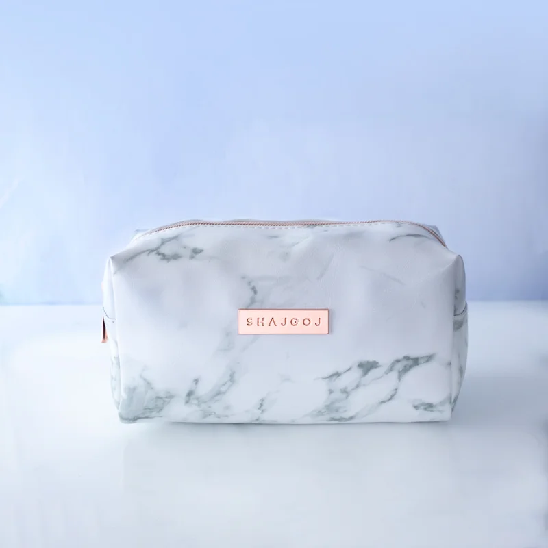 Shajgoj-Marble-Makeup-Bag-1.webp