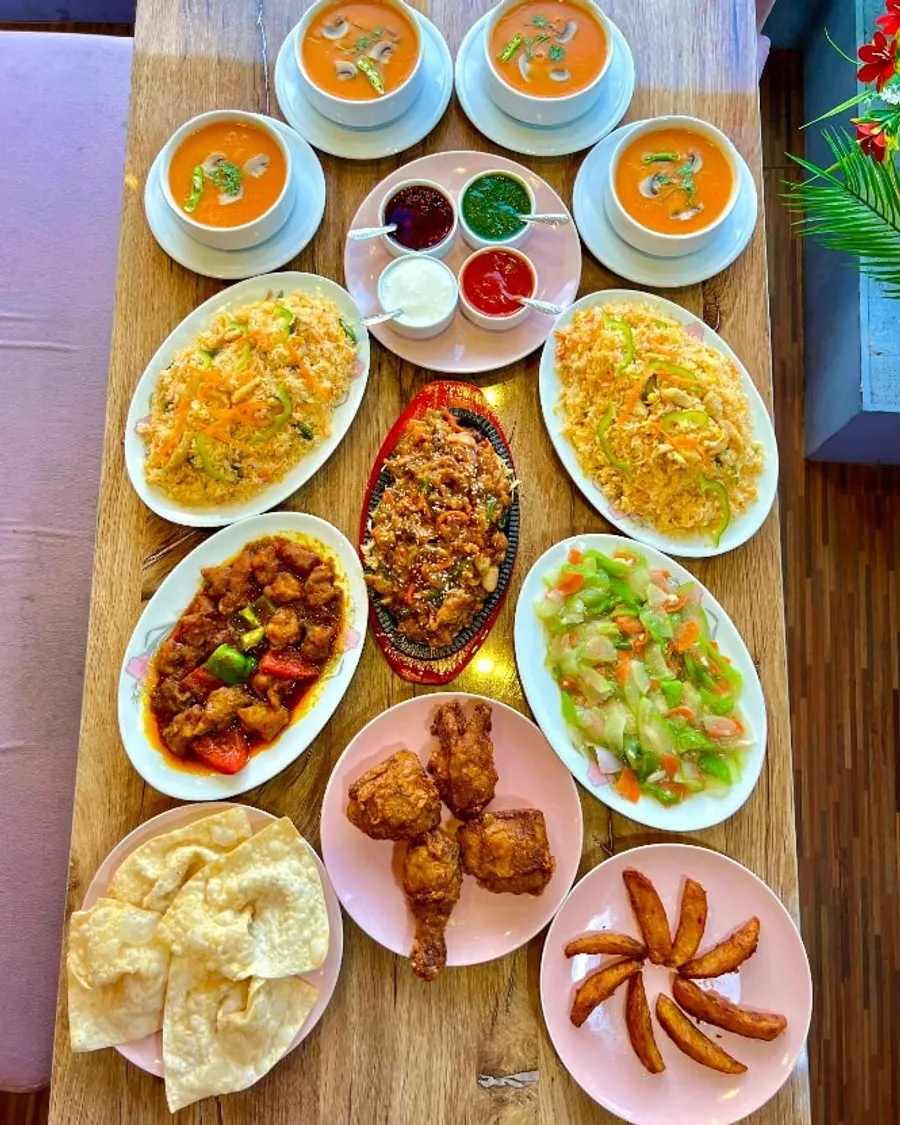 Get 56% discount on combo platter offer at Apple Inn