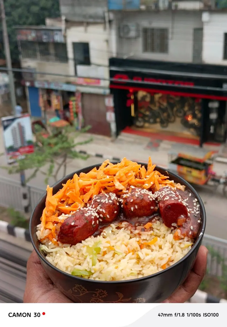 99 TK offer rice bowl and shorma at INSAF CAFE